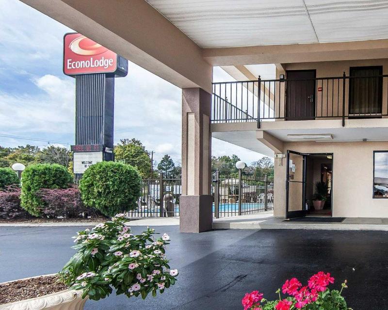 Econo Lodge Леноар Сити Екстериор снимка