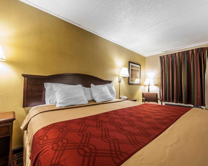 Econo Lodge Леноар Сити Екстериор снимка