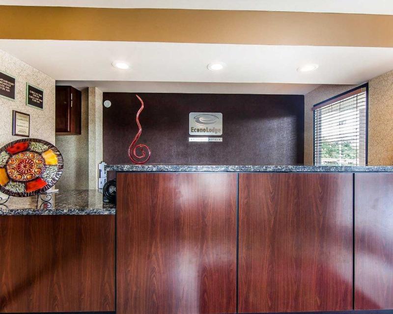Econo Lodge Леноар Сити Екстериор снимка