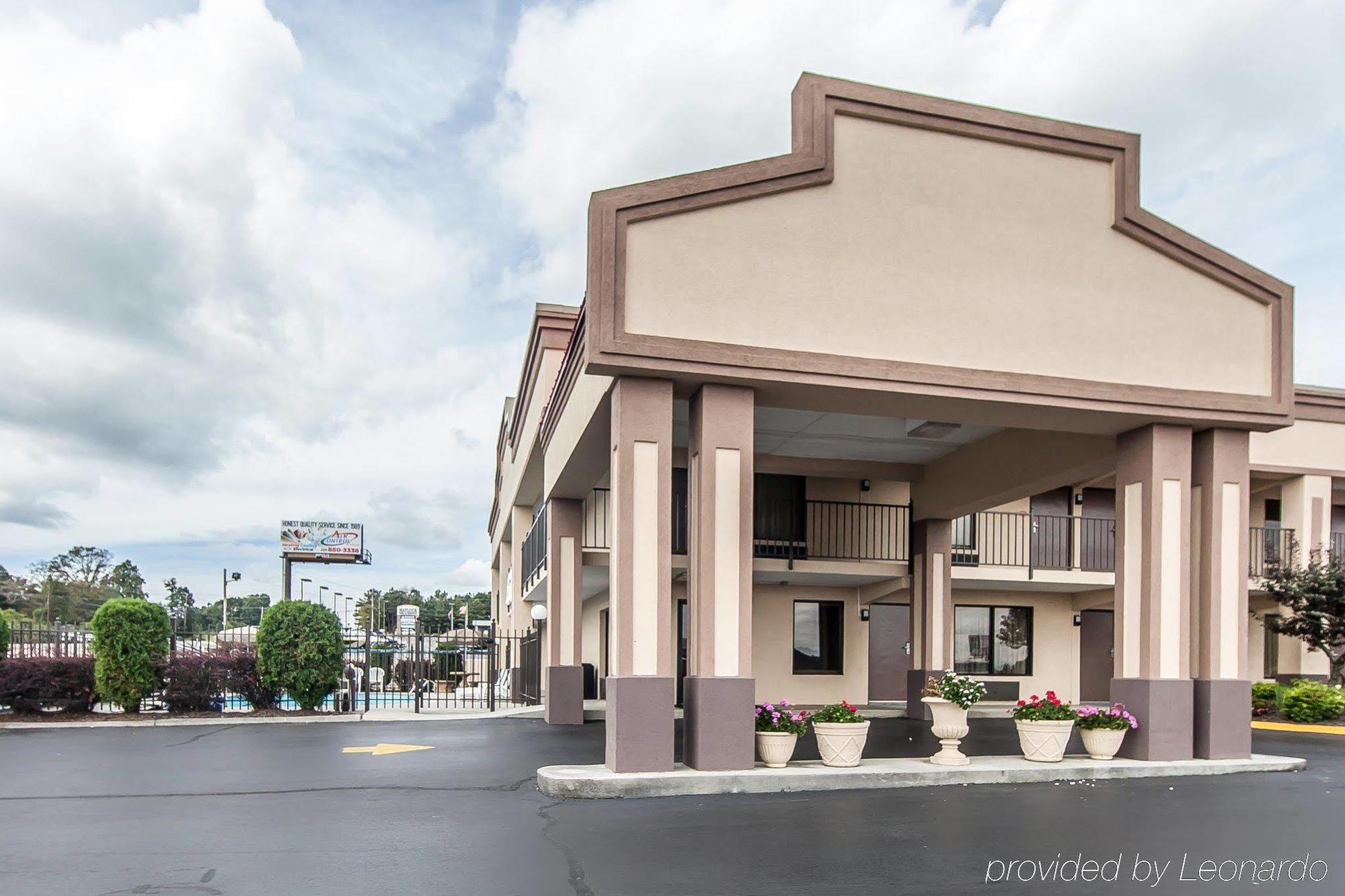 Econo Lodge Леноар Сити Екстериор снимка