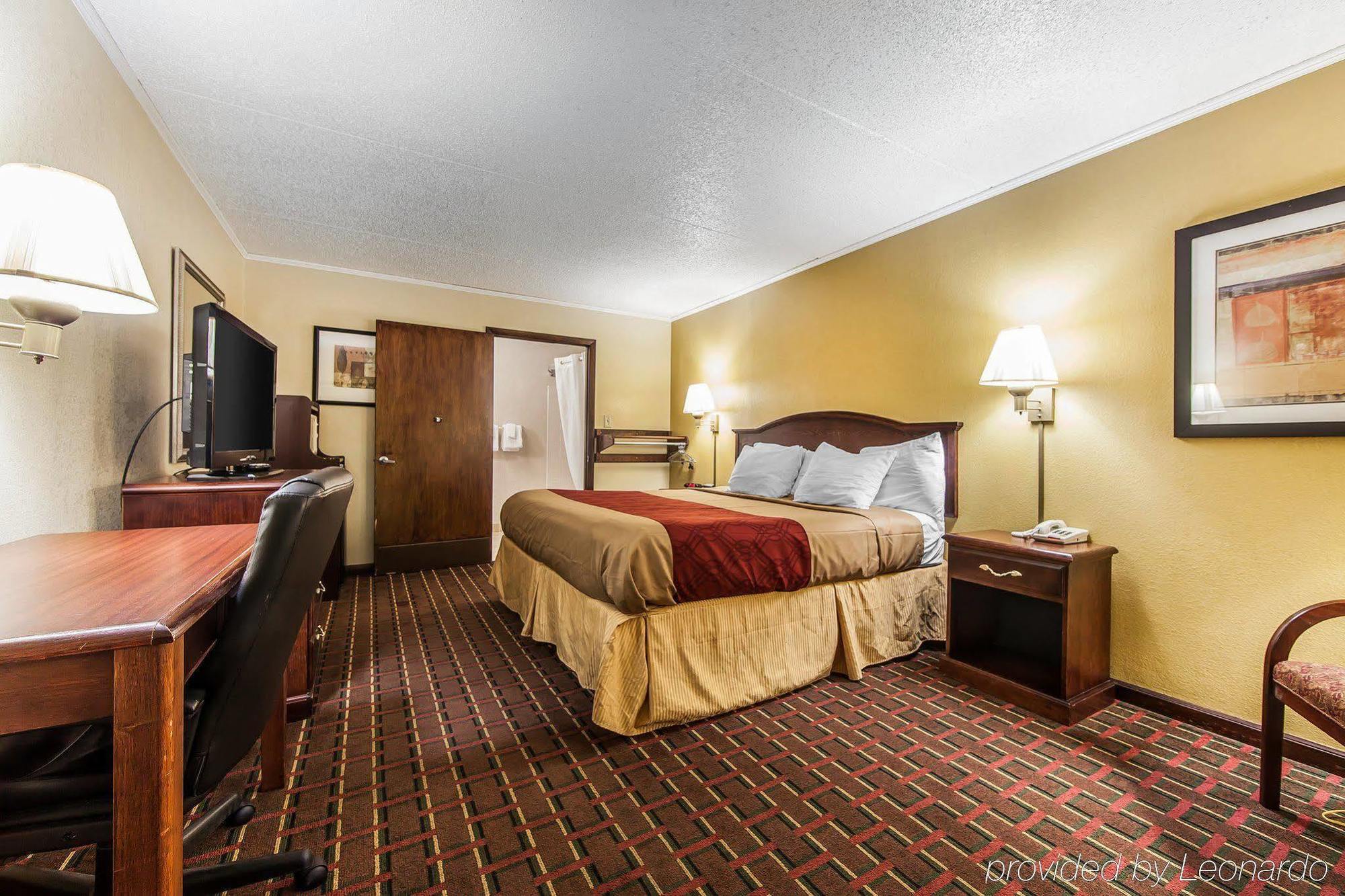 Econo Lodge Леноар Сити Екстериор снимка